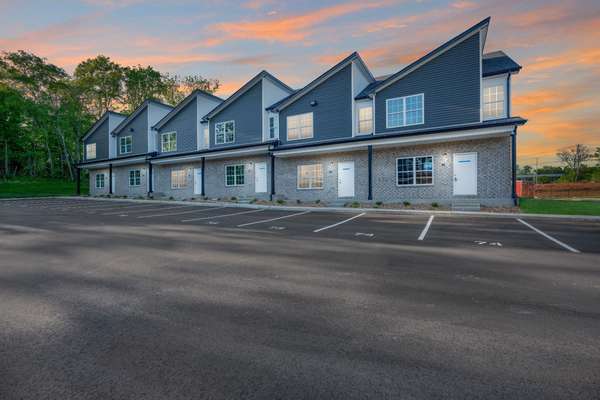 2500 Tiny Town Rd #70, Clarksville, TN 37042