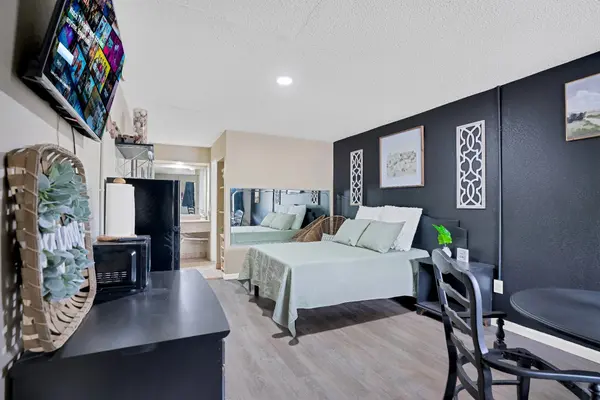 905 Providence Blvd #124, Clarksville, TN 37042