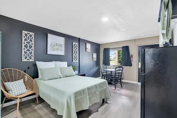 905 Providence Blvd #124, Clarksville, TN 37042