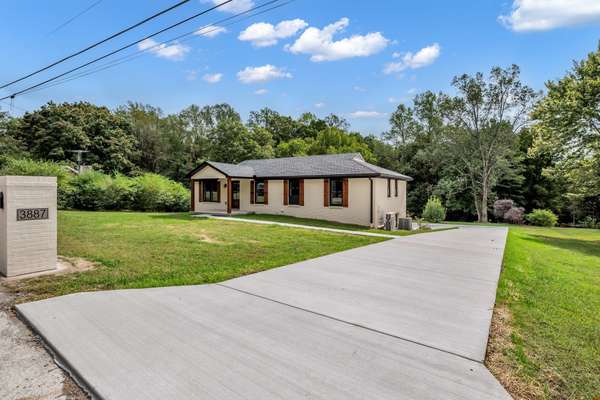 3873 Cantarutti Rd, Joelton, TN 37080