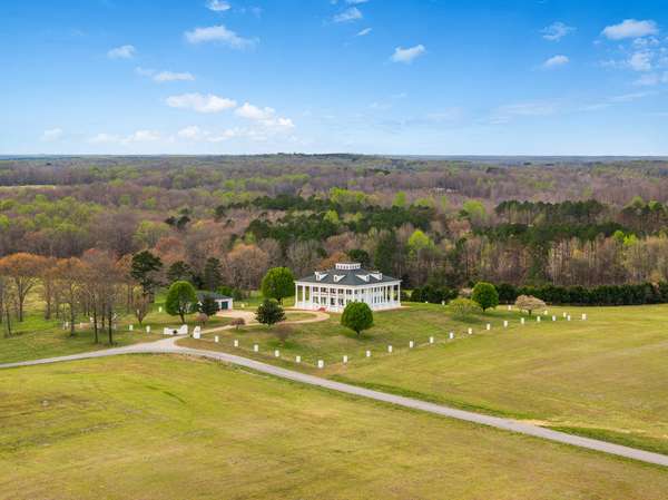 99 Posey Cir, Saint Joseph, TN 38481