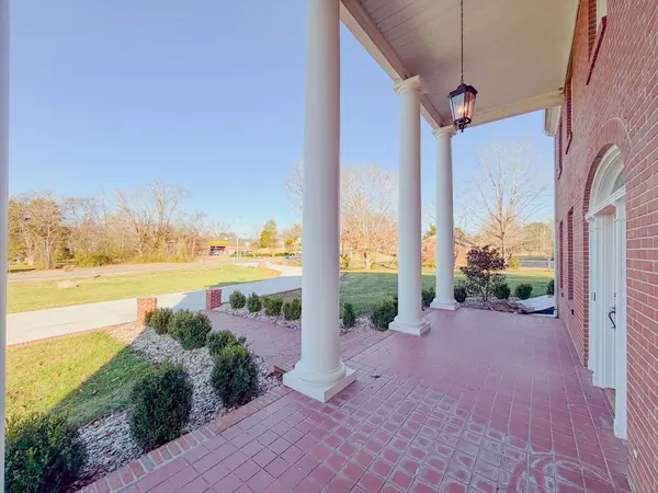 621 Hwy 64 #E, Pulaski, TN 38478
