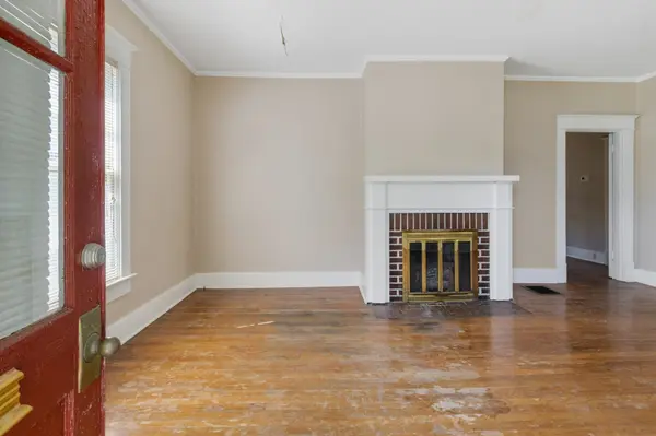 612 Anderson Dr, Clarksville, TN 37040