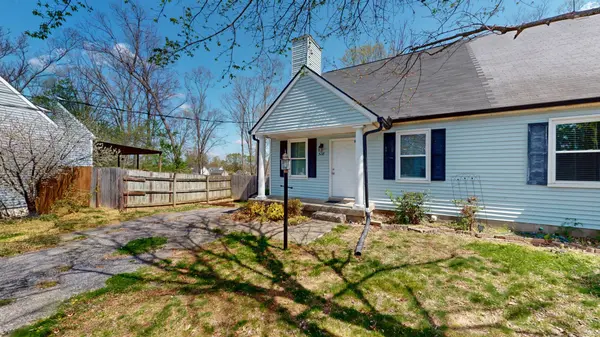 528 Debbie Dr, Hermitage, TN 37076