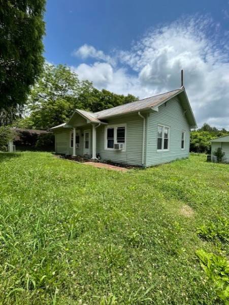2034 Tennessee St, Westpoint, TN 38486
