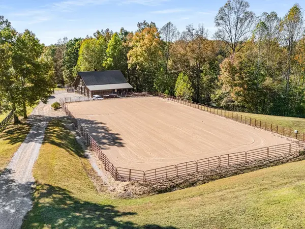 1032 Forest Dr, Kingston Springs, TN 37082