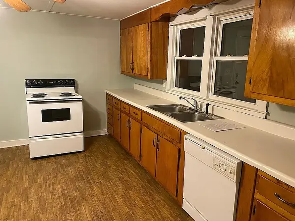 314 S Oak St, Hohenwald, TN 38462