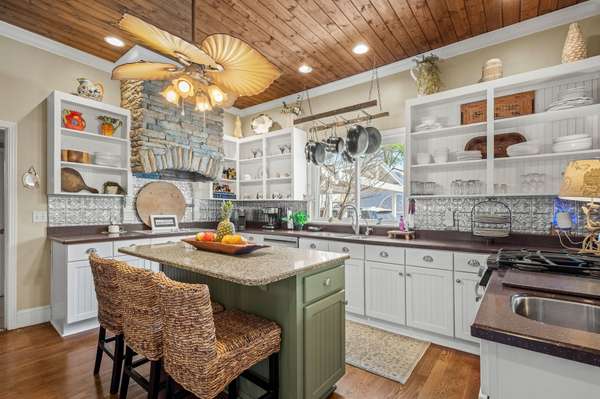 202 High Street, Bell Buckle, TN 37020