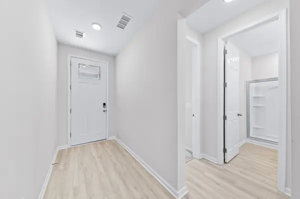 2924 Windstone Trl, Columbia, TN 38401