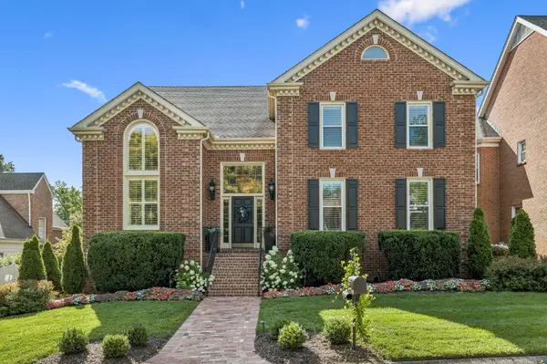 203 Kensington Park, Nashville, TN 37215