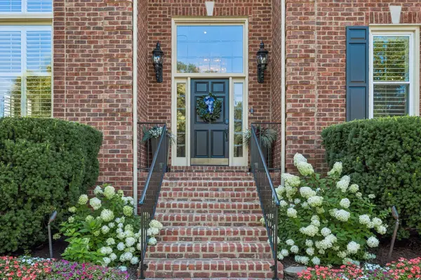 203 Kensington Park, Nashville, TN 37215