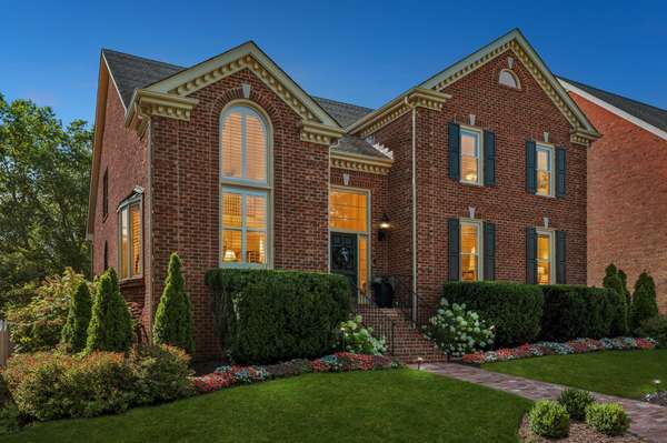 203 Kensington Park, Nashville, TN 37215