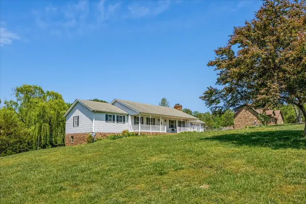 1323 York Rd, Clarksville, TN 37042
