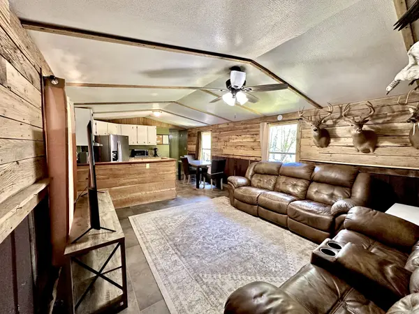 2750 S Main St, Tennessee Ridge, TN 37178