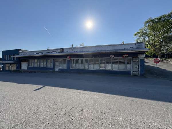 315 Spring St, Carthage, TN 37030