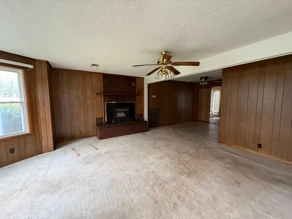 2104 Patricia Dr, Shelbyville, TN 37160