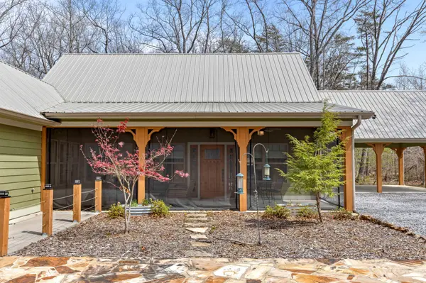90 Crook View Rd, Menlo, GA 30731