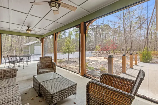 90 Crook View Rd, Menlo, GA 30731