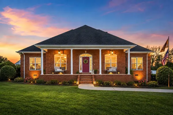 195 Stonegate Dr, Smithville, TN 37166