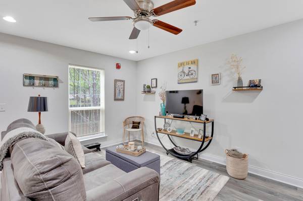 900 Mountain Creek Road #M166, Chattanooga, TN 37405