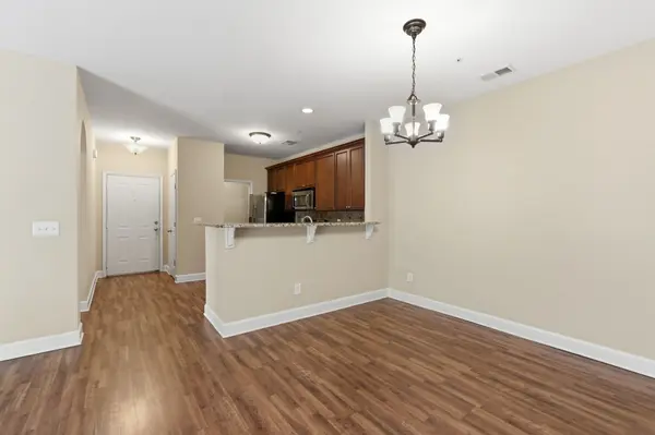 4848 Bevendean Dr #D9, Nashville, TN 37211