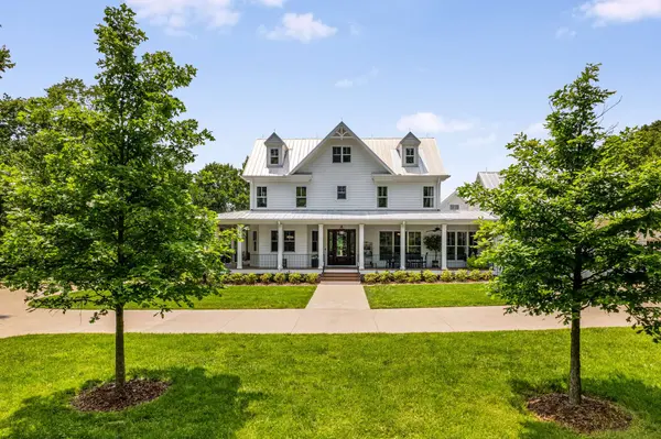 8454 Lewis Rd, Nashville, TN 37221