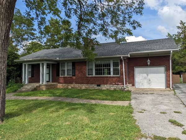 1289 Hunters Point Pike, Lebanon, TN 37087