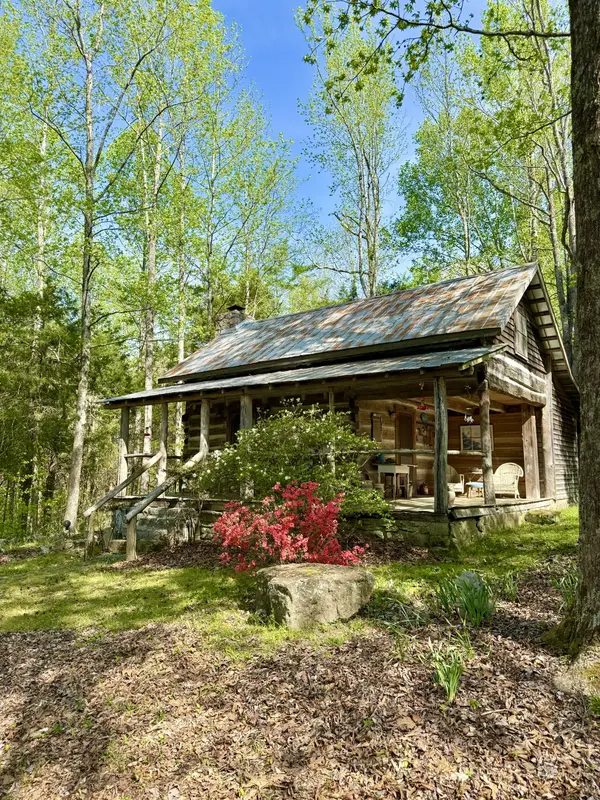 562 Junus Jackson Hollow Rd, Minor Hill, TN 38473