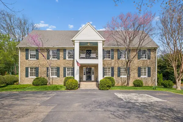 4402 Harding Place #4, Nashville, TN 37205