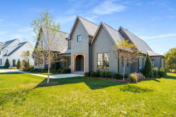 6033 Frazier Park Ln, Brentwood, TN 37027