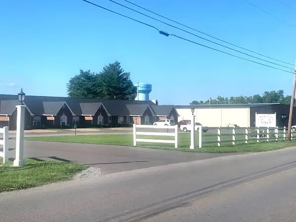 619 E Lane St #619 + GARAGE #4, Shelbyville, TN 37160