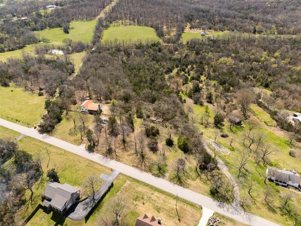 2837 Sanford Rd, Nolensville, TN 37135