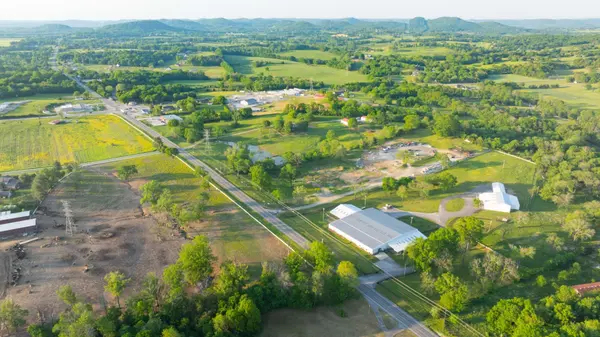 5830 Hwy 231 S, Castalian Springs, TN 37031
