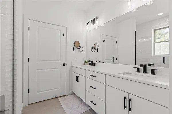 895 Cherokee Boulevard #105, Chattanooga, TN 37405