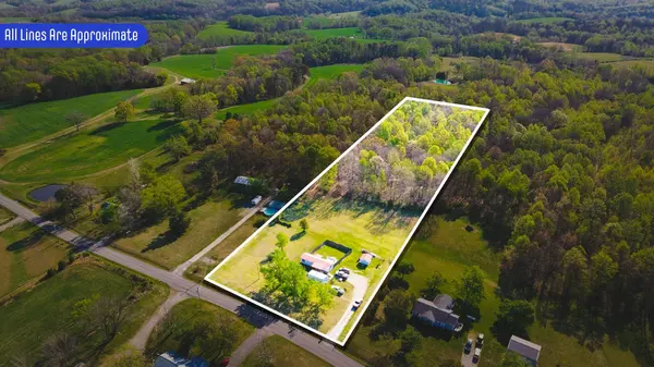 2634 Pleasant Grove Rd, Westmoreland, TN 37186