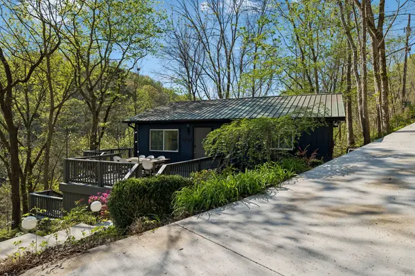 1407 Lakeside Dr, Smithville, TN 37166