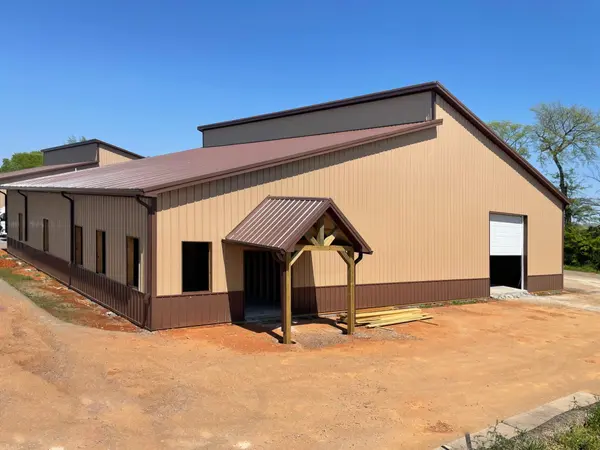 1080B International Blvd, Clarksville, TN 37040