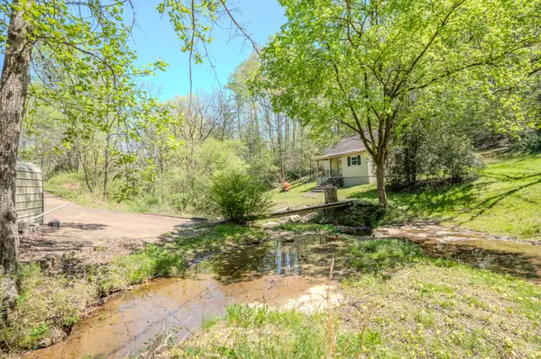 2167 Powdermill Hill Rd, Lawrenceburg, TN 38464