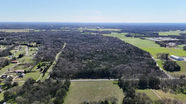 1 Pyles Rd, Chapel Hill, TN 37034