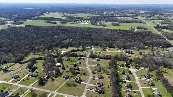 1 Pyles Rd, Chapel Hill, TN 37034