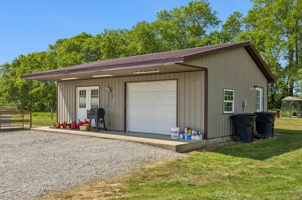 2461 Bodenham Rd, Pulaski, TN 38478