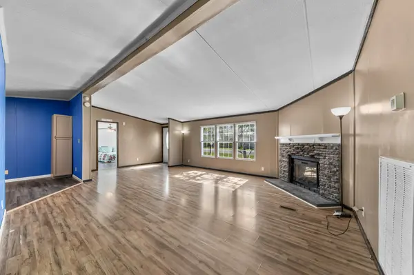 2056 Kristin Dr, Centerville, TN 37033