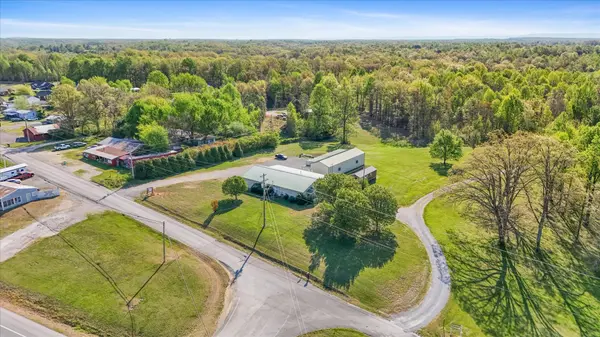 951 Pelham Rd, Woodbury, TN 37190