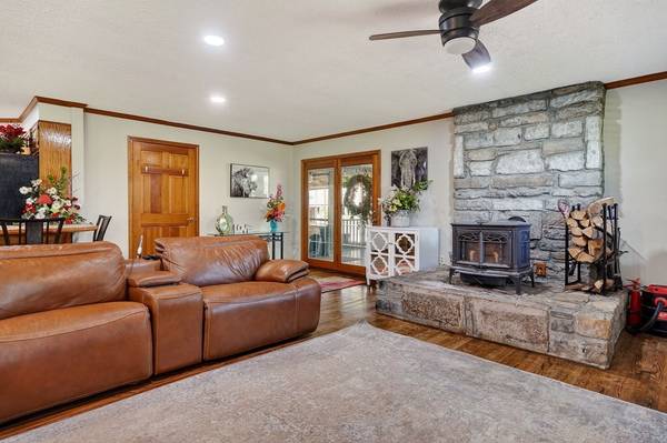 1816 Windle Community Rd, Cookeville, TN 38506