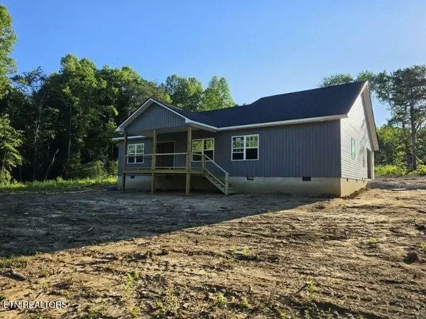 2226 Country Club Rd, Jamestown, TN 38556