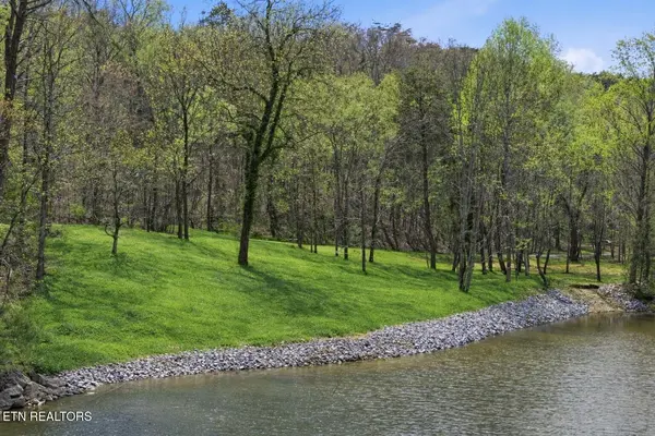 1750 Lakeland Dr aka 1 Headricks Co, Lenoir City, TN 37772