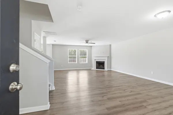 1022 Harmony Ln, Hendersonville, TN 37075