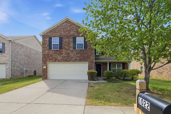 1022 Harmony Ln, Hendersonville, TN 37075
