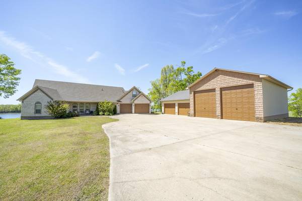 875 FAITH LN, Savannah, TN 38372