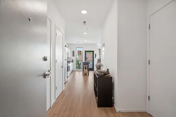 806 Olympic St #405, Nashville, TN 37203